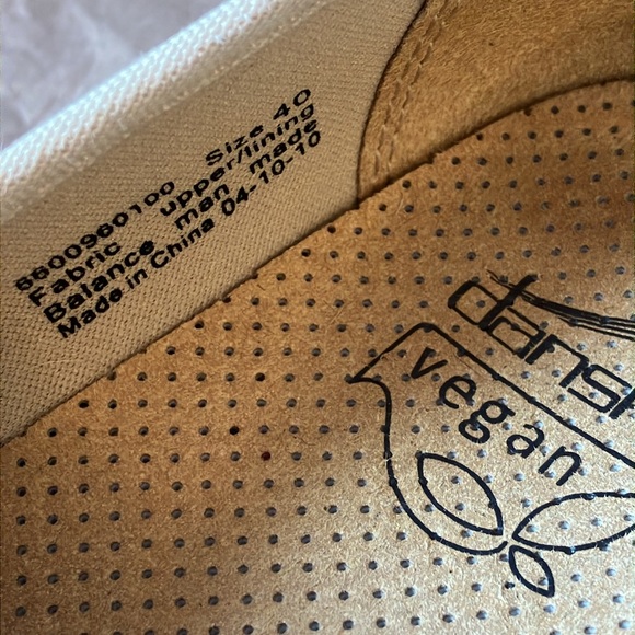 Dansko Vegan Volley Canvas Clogs Tropical Floral Red Pink Hawaiian Shoes Size 40 - Picture 7 of 15